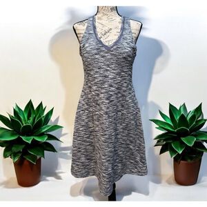 MPG Womenโs Athletic Tennis Dress Size L Gray and Purple